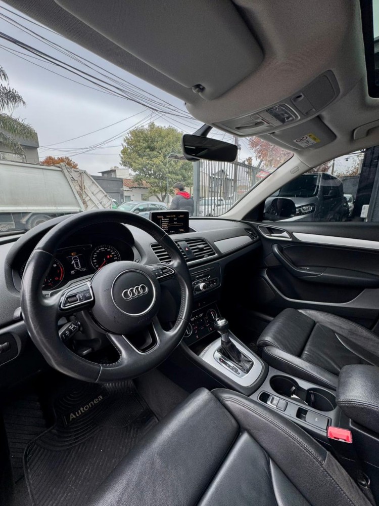 Audi Q3 1.4 TFSI S-TRONIC — foto 10